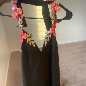 Black floral print backless dress